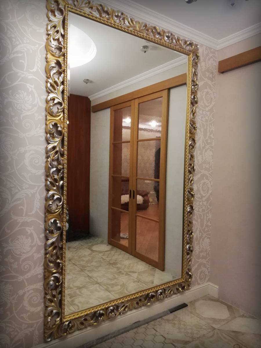 Зеркало в раме